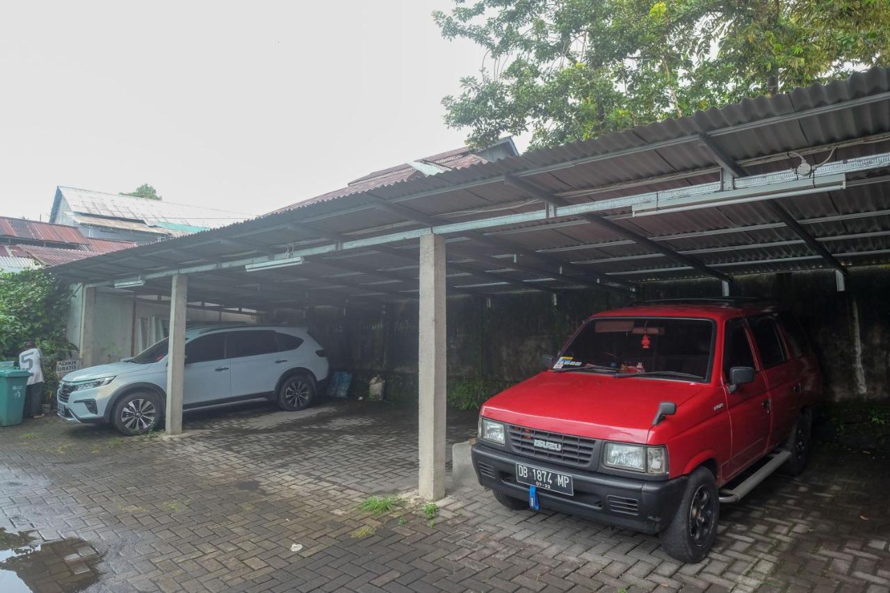 Reddoorz Near Politeknik Manado Hotel ภายนอก รูปภาพ
